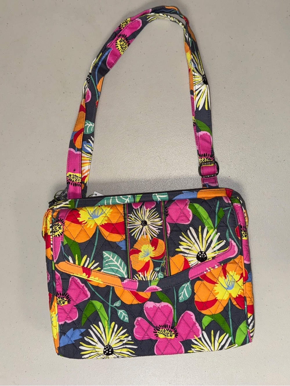 VERA BRADLEY Jazzy Blooms Tablet Hipster Crossbody Bag Multicolor Quilted NEW